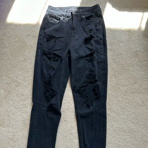 Black American Eagle straight leg ripped jeans size 0 short